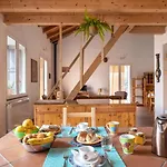 Alcunche By Interhome Nyaraló